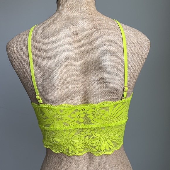 Aerie Hibiscus Lace Halter Bralette NEW! - Picture 4 of 4